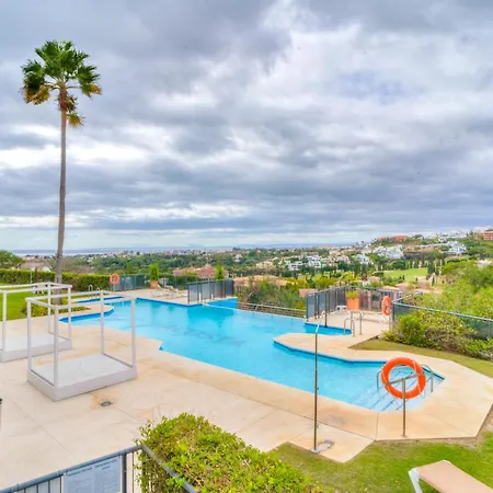 Apartment Serendipity Flat- Stunning Views And Serene Interior Estepona