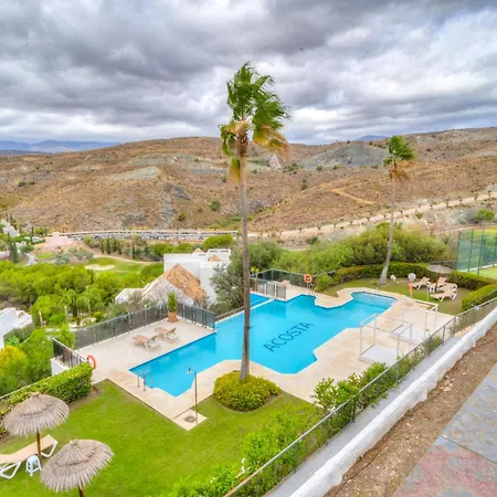 Serendipity Flat- Stunning Views And Serene Interior * Estepona
