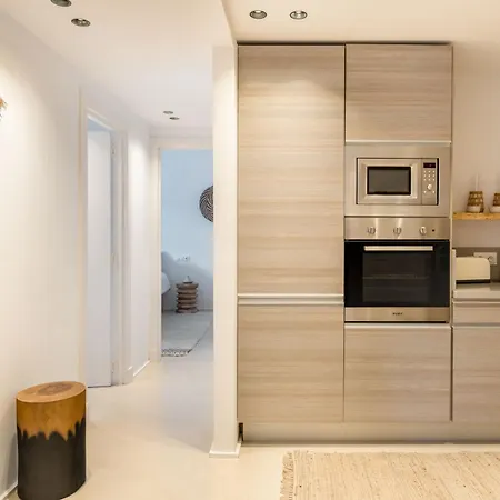 Serendipity Flat- Stunning Views And Serene Interior Estepona
