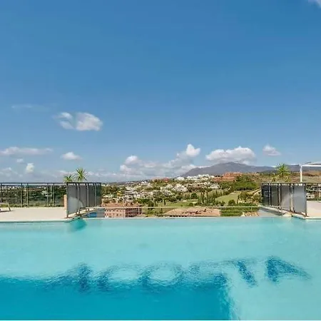- Serendipity Flat- Stunning Views And Serene Interior Apartment